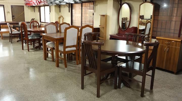 Mysore Classic 4-Seater Round & 6-Seater Dining Pavilion
